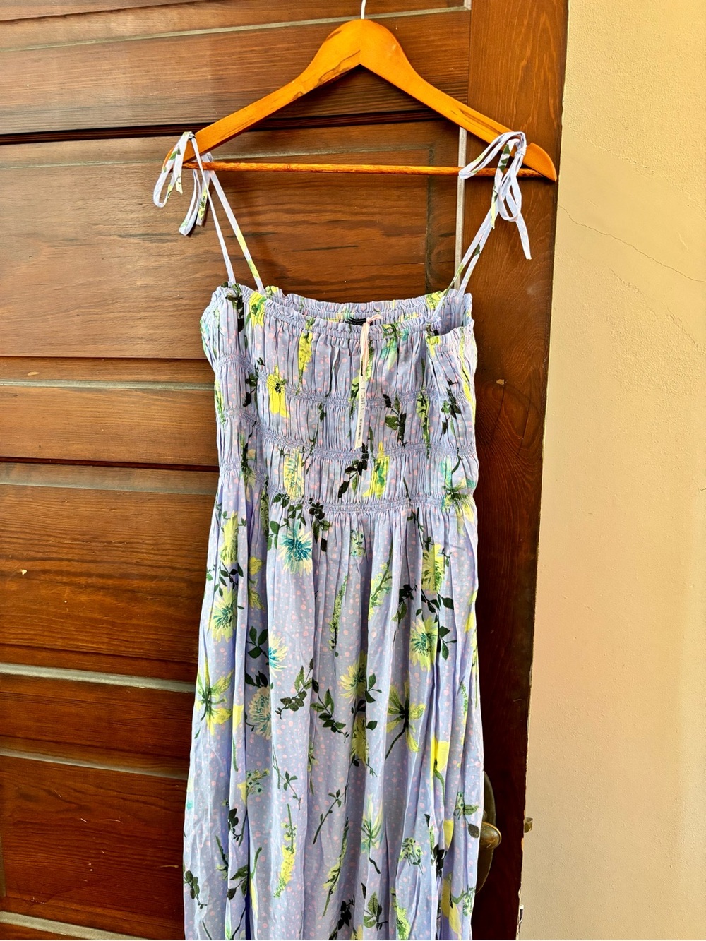 Vineyard Vines NWT Shirred Cover-Up in Sev Floral Periwinkle Size Large
